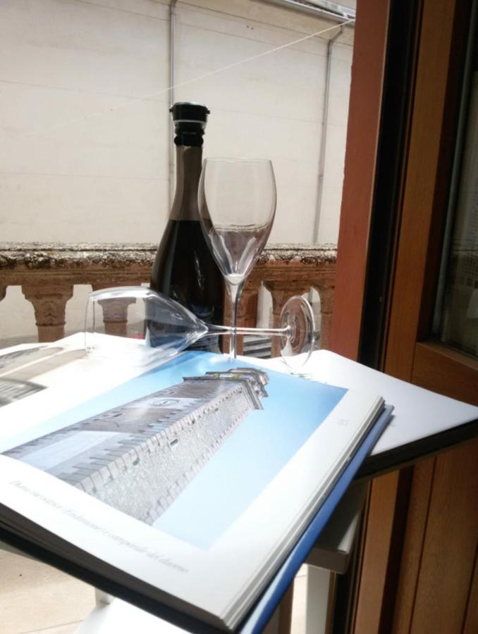 Casa Vacanza Piazza Marconi Valdobbiadene Eksteriør bilde